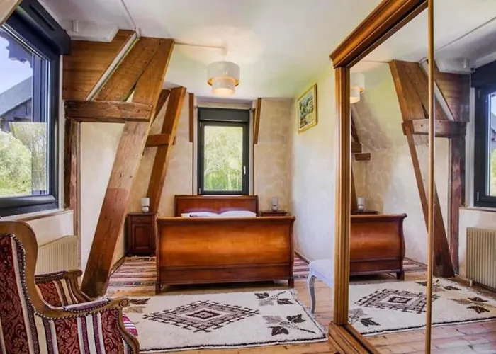 Le Manoir Du Val